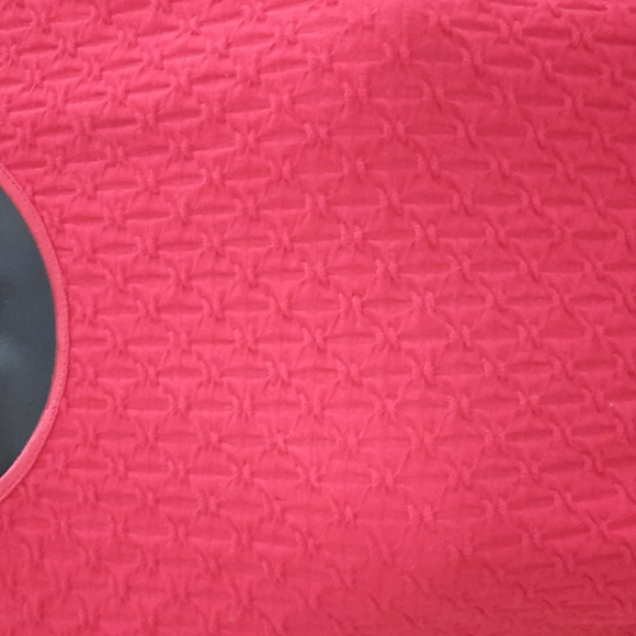 Red Shirt M - Picture 2 of 5